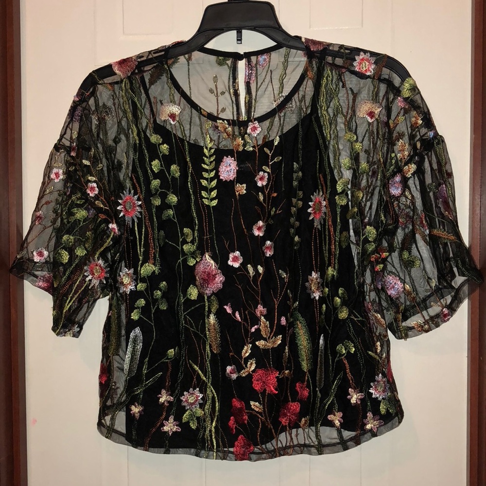 Floral top